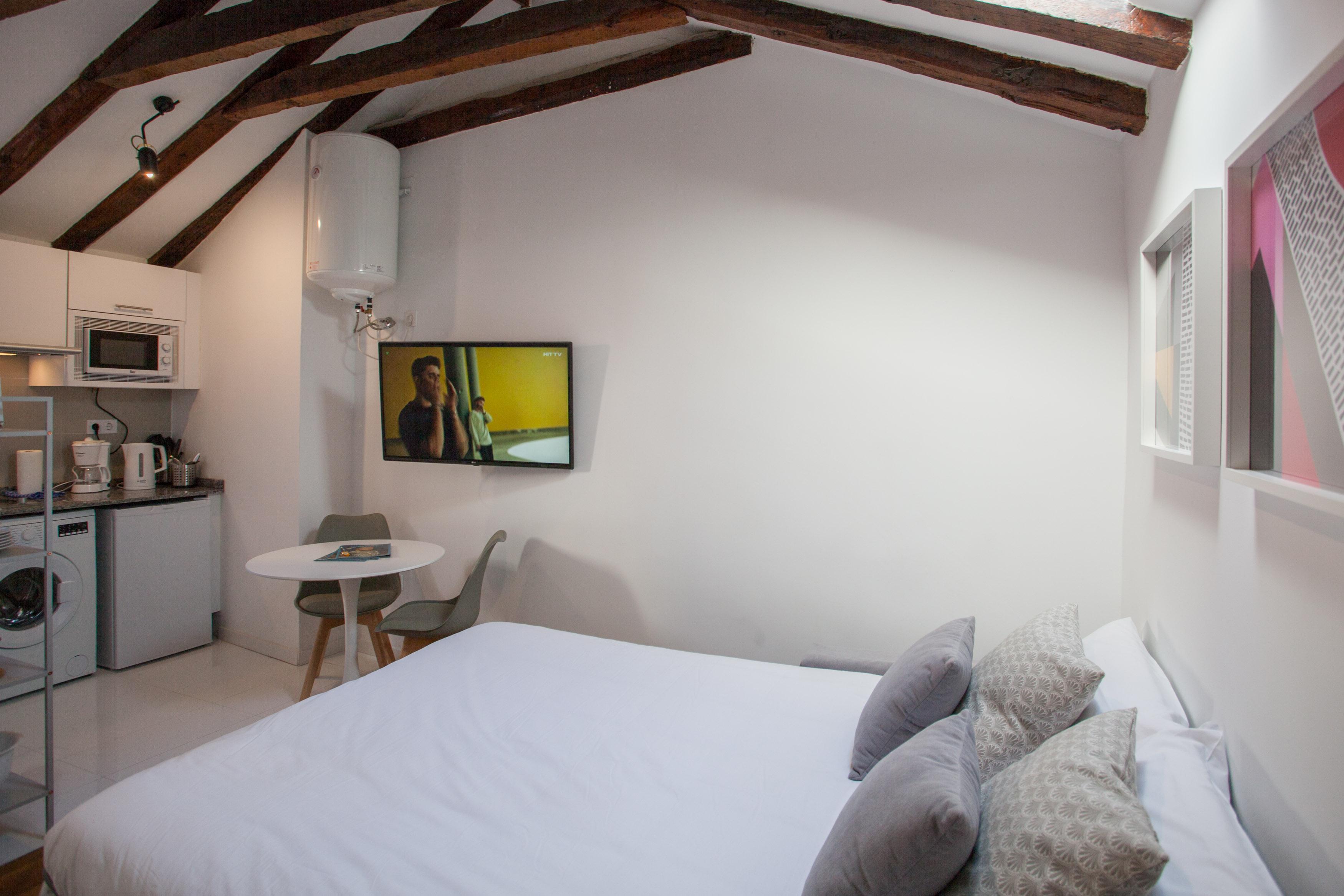 Gran Central Suites Madrid Exterior photo