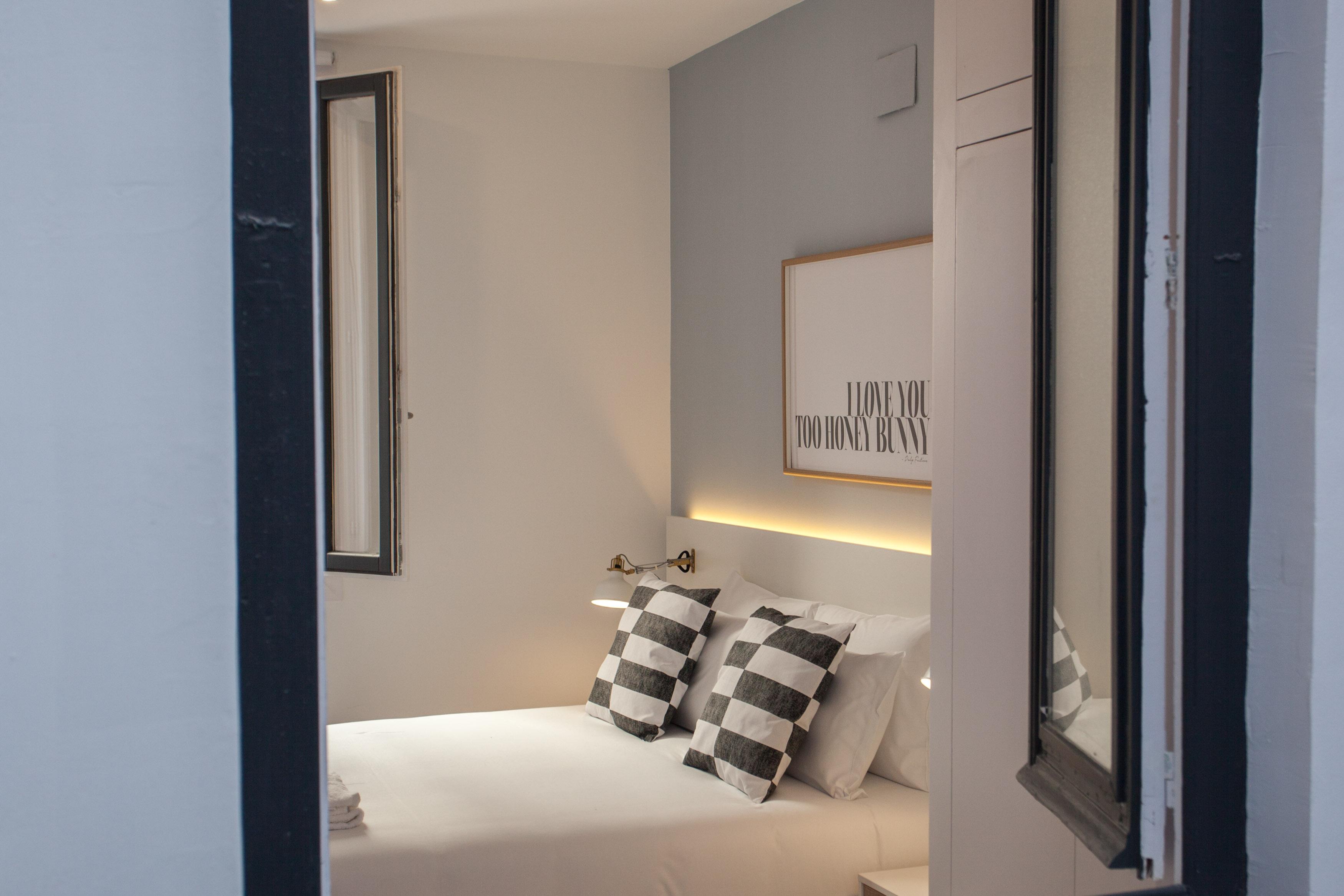 Gran Central Suites Madrid Exterior photo
