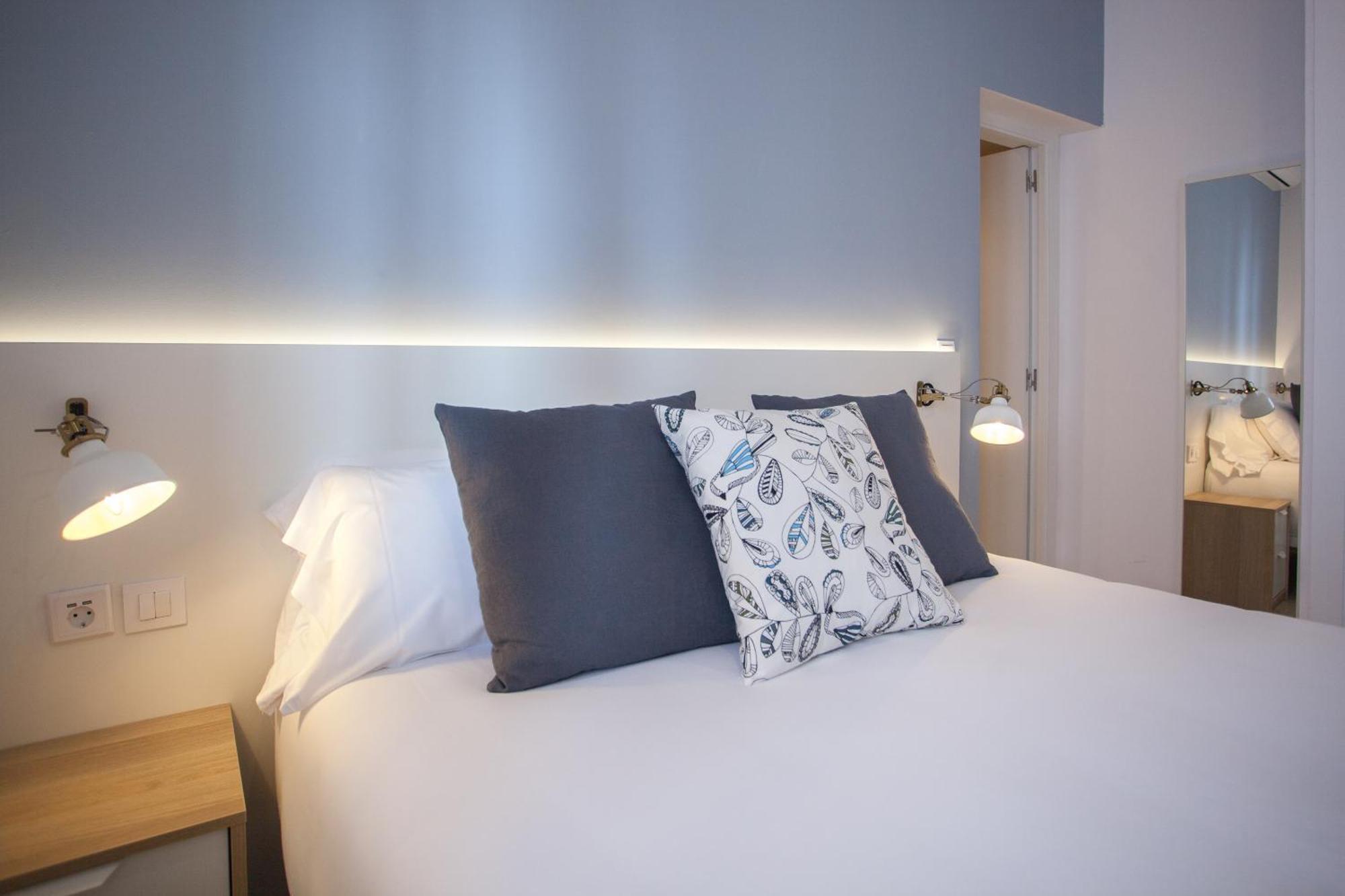 Gran Central Suites Madrid Room photo